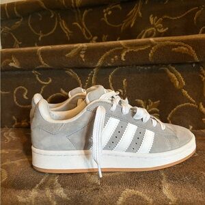 adidas campus Three-Stripe Sneakers in Light Gray & White